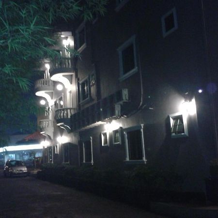 Hotel Ria Johor Bahru Kültér fotó